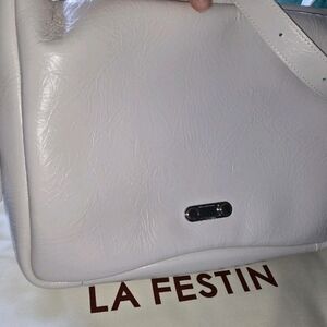 Chic White Crossbody Bag